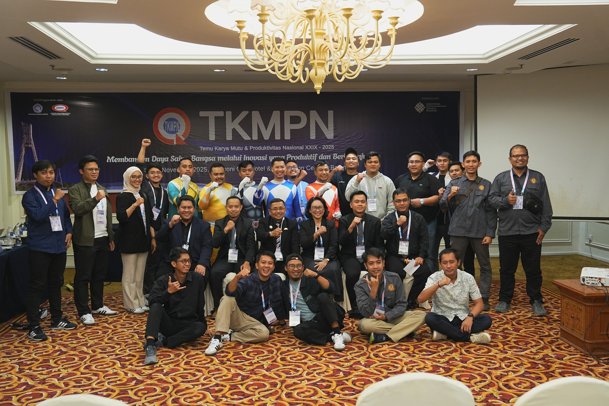 Tiga tim Inovasi PT Semen Gresik meraih predikat Platinum pada ajang Temu Karya Mutu dan Produktivitas Nasional (TKMPN) XXIX 2025 yang diselenggarakan di Harmoni One Batam Hotel & Convention pada 24/1