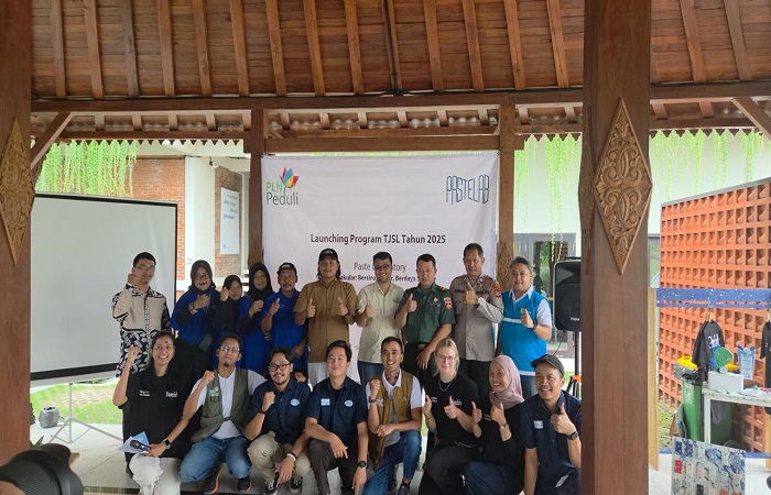 PELUNCURAN PASTELAB : PLN UIT JBT secara resmi meluncurkan Program TJSL Tahun 2025 &ldquo;Paste Laboratory&rdquo; (Pastelab) di Ruang Literasi, Kaliurang, Sleman, Yogyakarta pada Kamis 20 November 2025.