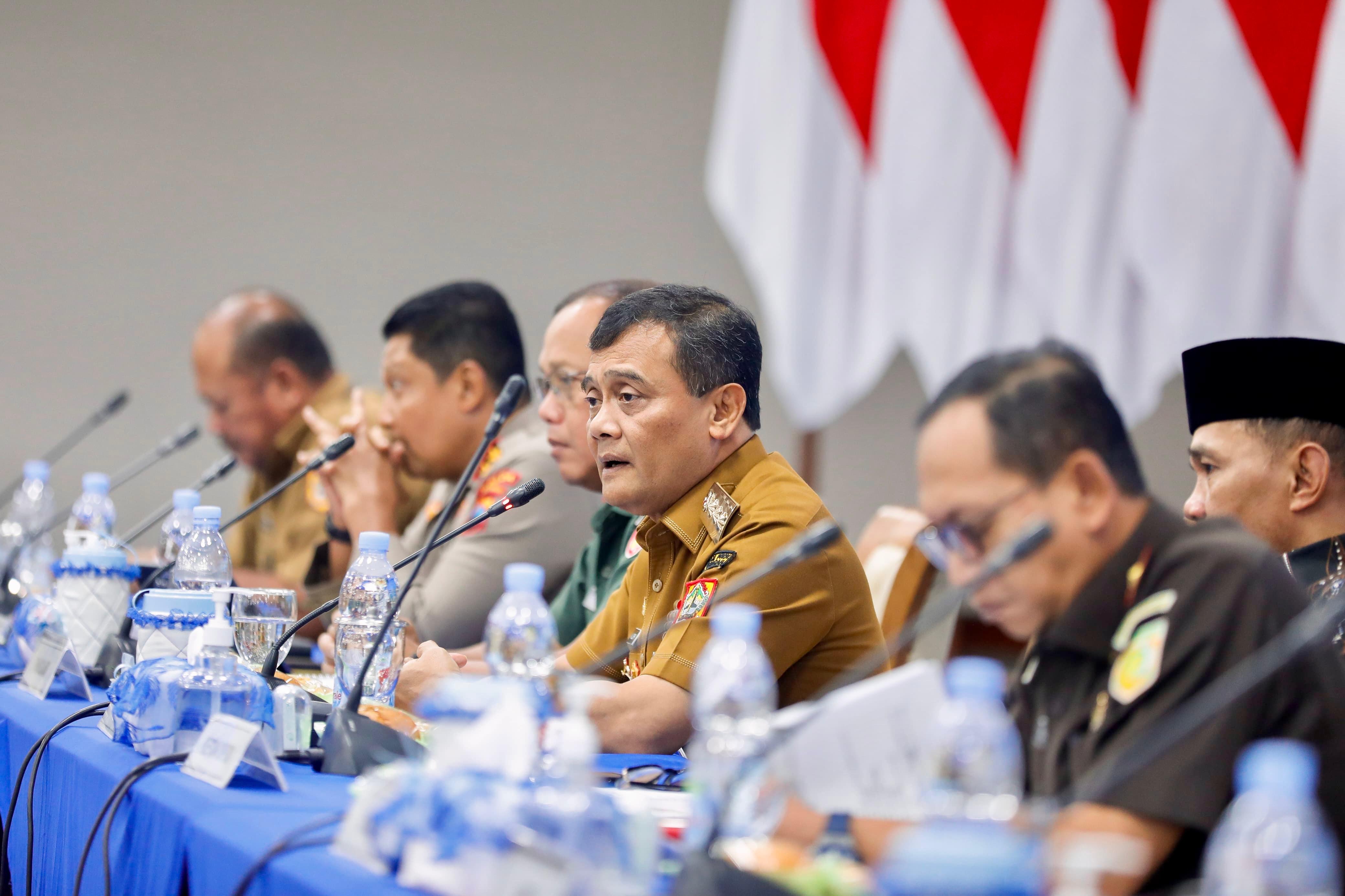 Rapat koordinasi Forkopimda Jawa Tengah terkait Natal dan Tahun Baru di Gradhika Bhakti Praja, Senin, 8 Desember 2025.