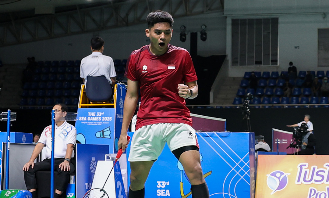 Muhammad Zaki Ubaidillah melaju ke babak perempatfinal SEA Games 2025 usai mengalahkan wakil Vietnam, Le Duc Phat 17-21, 21-9, 21-19.