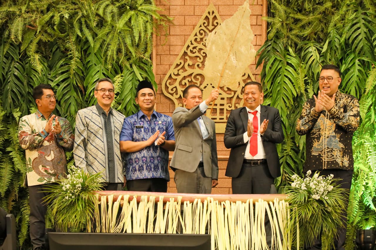 Gus Yasin, sapaan akrabnya, di acara UI Greenmetric 2025, Announcment and Awarding, di Muladi Dome Undip Semarang