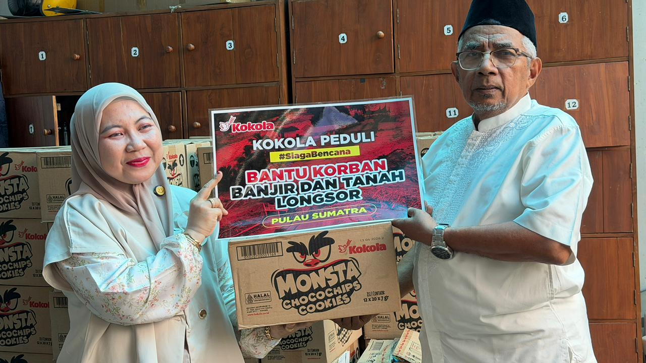 Kokola Group menyalurkan bantuan kemanusiaan berupa 66 ribu biskuit kepada para korban bencana di wilayah Sumatera melalui program CSR.