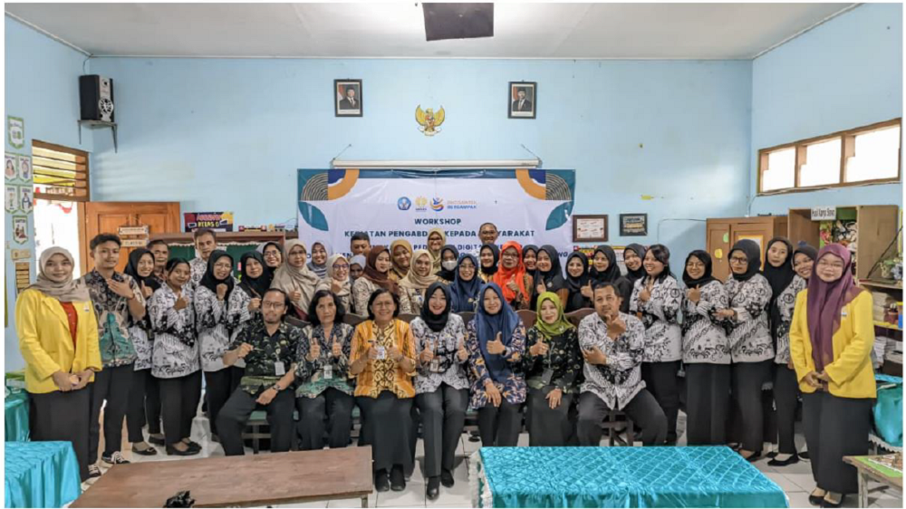 Tim Pengabdi PGSD Unnes bersama para guru anggota KKG Diponegoro Kabupaten Semarang.