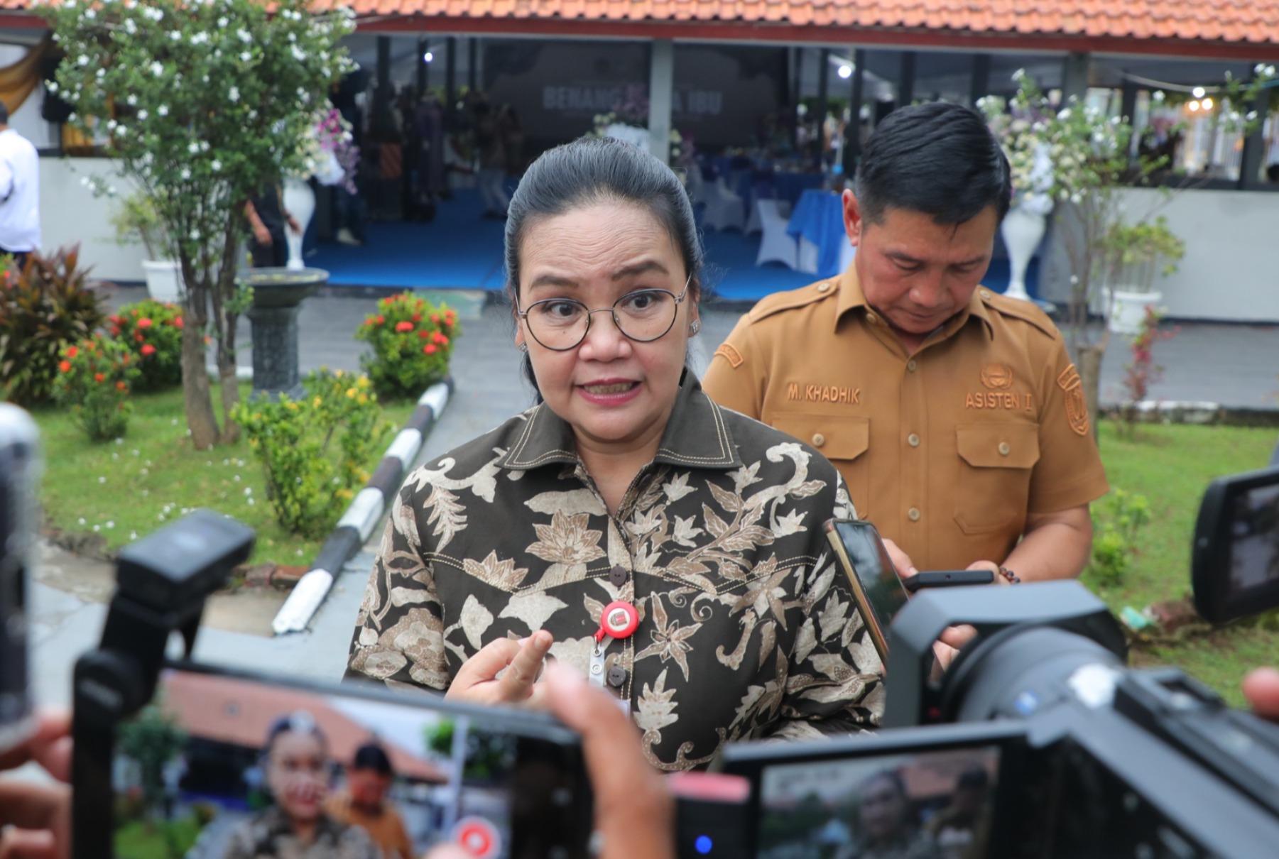 Bentuk Simpati, Pemkot Semarang Tiadakan Pesta Kembang Api Pada Malam Pergantian Tahun Baru Pemkot Semarang memutuskan untuk tidak menyelenggarakan pesta kembang api. Wali Kota Semarang, Agustina W.