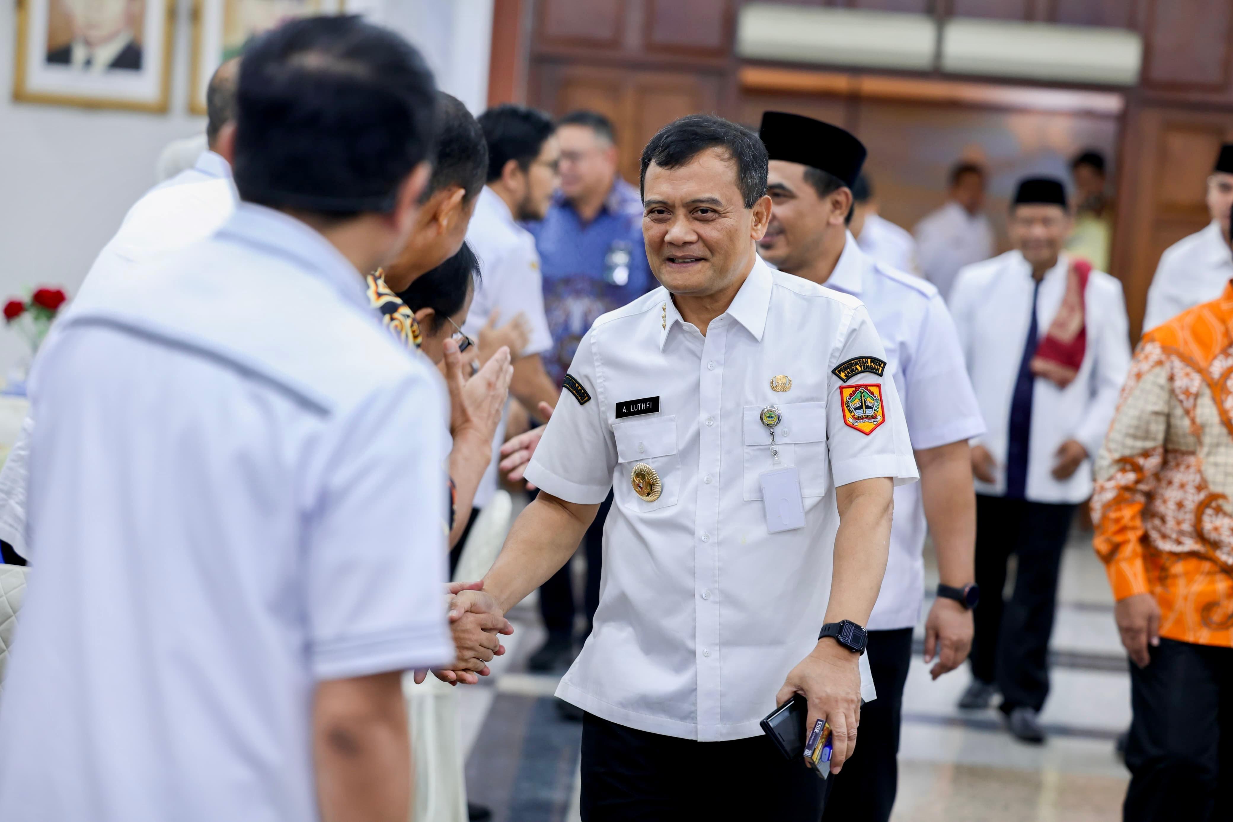 Pemerintah Provinsi Jawa Tengah menargetkan tahun 2026 sebagai fase &ldquo;take off&rdquo; pembangunan melalui penguatan investasi dan program pembangunan pro rakyat