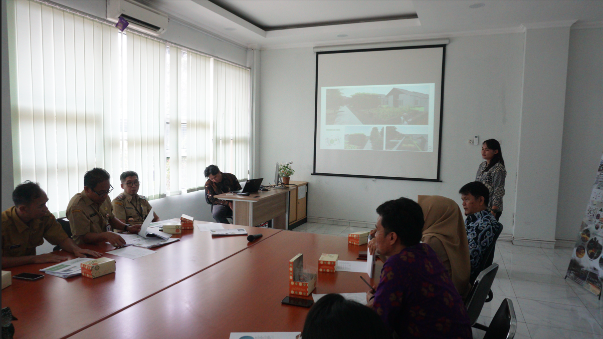 Gandeng DLH Salatiga, Mahasiswa Agroteknologi UKSW Hadirkan Desain Taman Inovatif