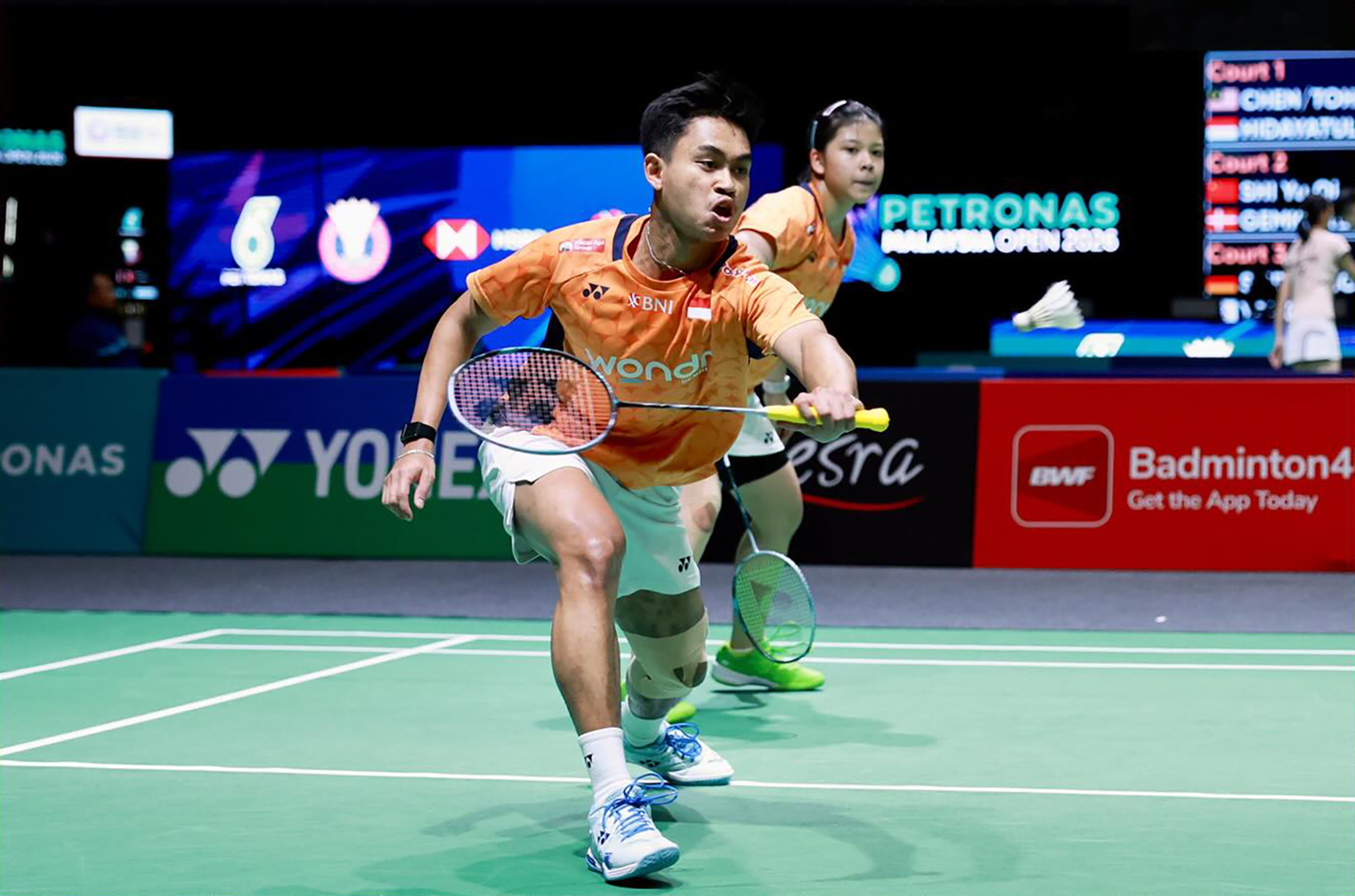 Jafar Hidayatullah/Felisha Alberta Nathaniel Pasaribu harus mengakui keunggulan wakil tuan rumah unggulan keempat Chen Tang Jie/Toh Ee Wei 12-21, 17-21.