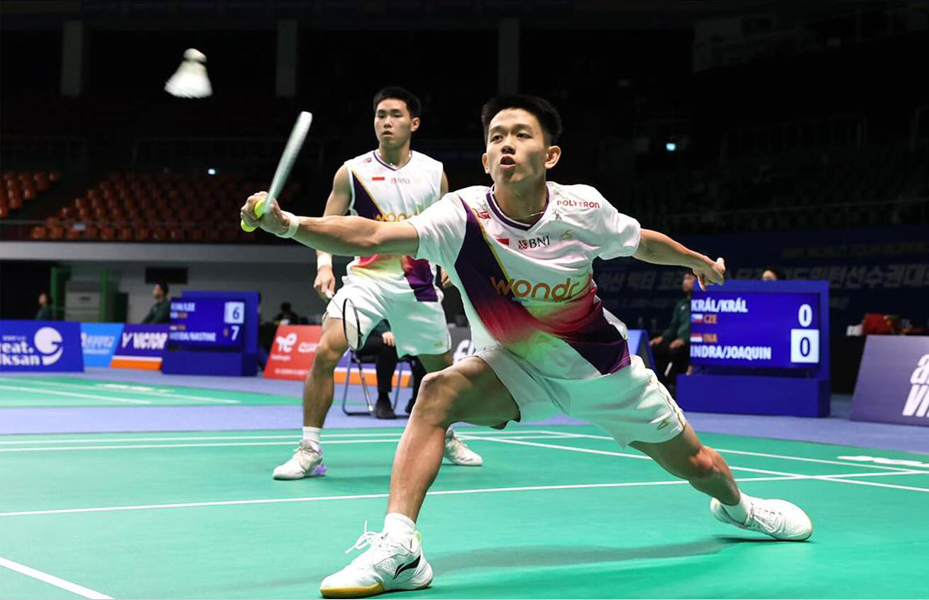 Raymond Indra/Nikolaus Joaquin akan berebut tiket ke babak 16 besar dengan menghadapi pasangan non-pelatnas Sabar Karyaman Gutama/Moh. Reza Pahlevi Isfahani.