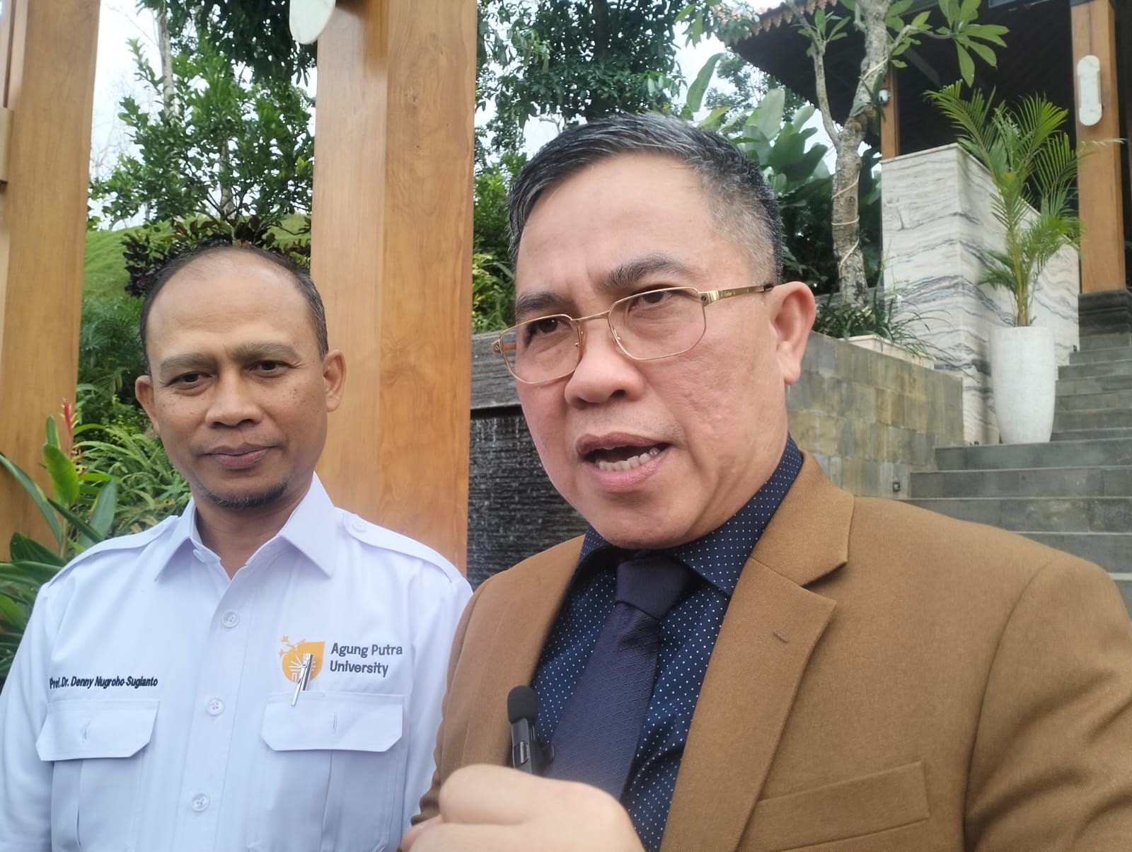 Prof. Dr. dr. Agung Putra, M.Si.Med, profesor Patologi Anatomi sekaligus pendiri dan Direktur Stem Cell and Cancer Research (SCCR) Indonesia.