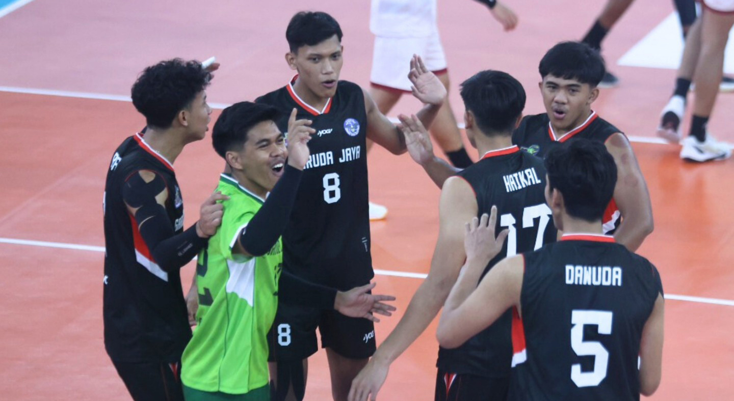 Jakarta Garuda Jaya sukses mengalahkan tuan rumah Medan Falcons Tirta Bhagasasi dengan skor telak 3-1 (25-22, 23-25, 25-20, 25-23).
