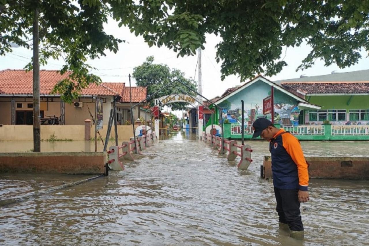 Hujan Turun Tanpa Ampun, 12 Desa di Kendal Terendam, Sekolah Ikut Kebanjiran