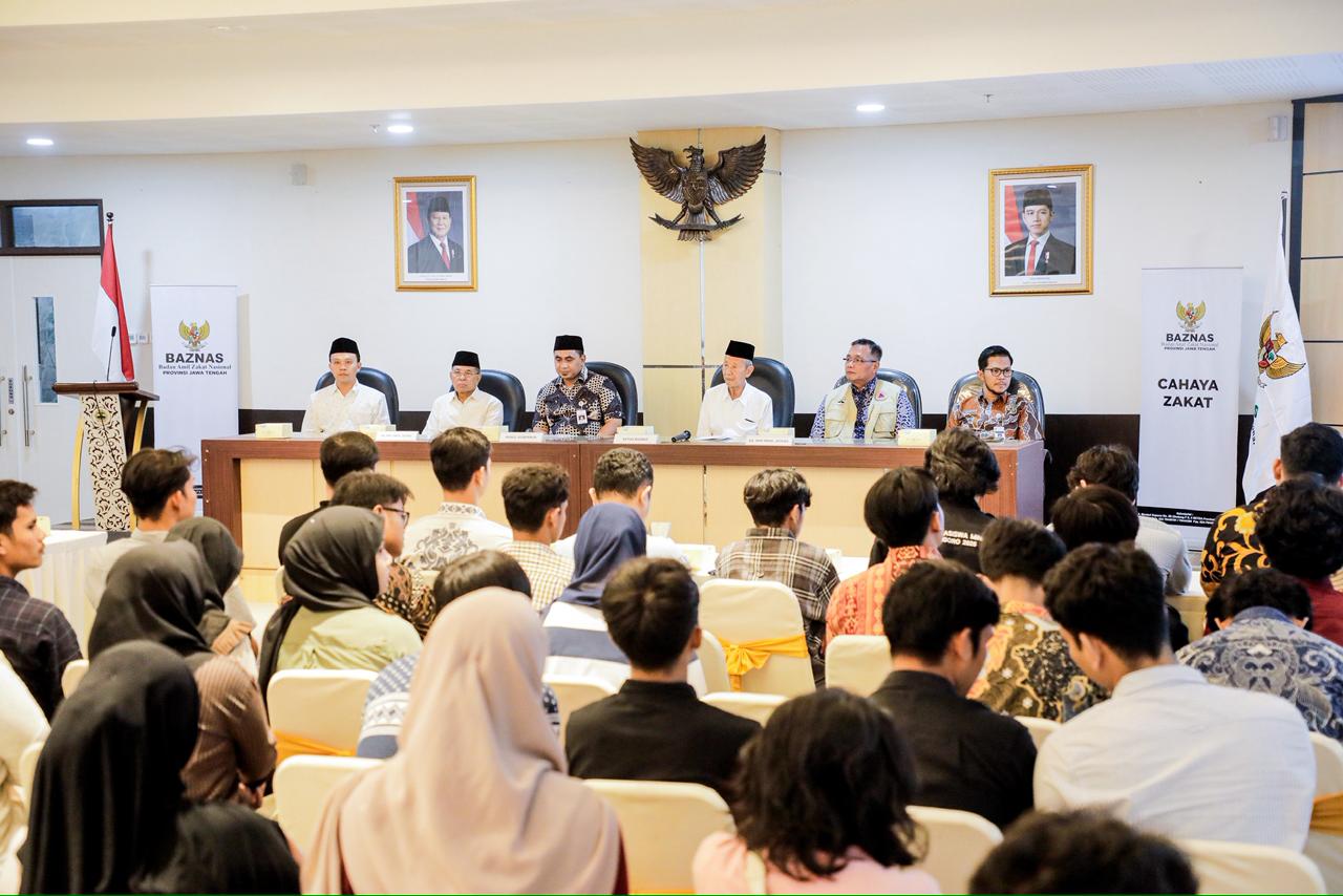 Gubernur Jawa Tengah, Ahmad Luthfi, untuk membantu mahasiswa terdampak bencana banjir di Aceh, Sumatera Barat, dan Sumatera Utara yang sedang menempuh pendidikan di Jawa Tengah terealisasi.