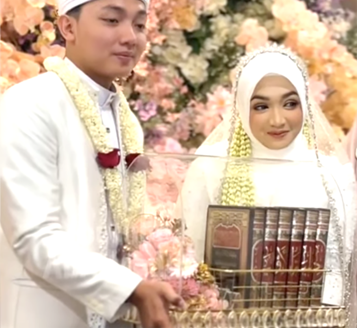 Ternyata Ning Umi Laila Menikah dengan Gus Anas yang Sebelumnya Sempat Dijodohkan dengan Gus Bima Anza dan Habib Zaidan bin Yahya