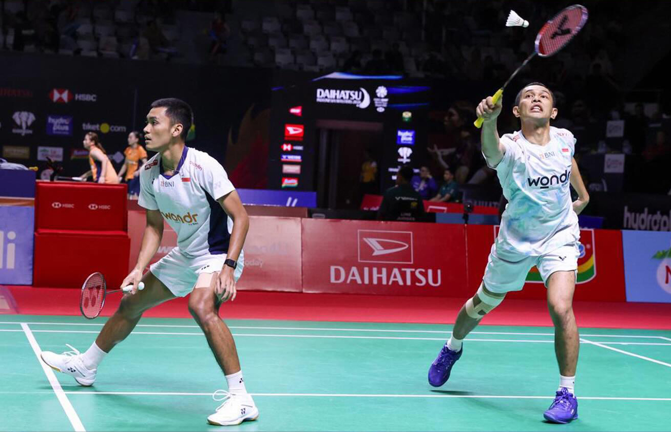 Fajar Alfian/Muhammad Shohibul Fikri lolos ke babak 16 besar Indonesia Masters 2026 setelah menang dua gim 21-16, 21-10 atas Chen Zhi Ray/Lin Yu Chieh.