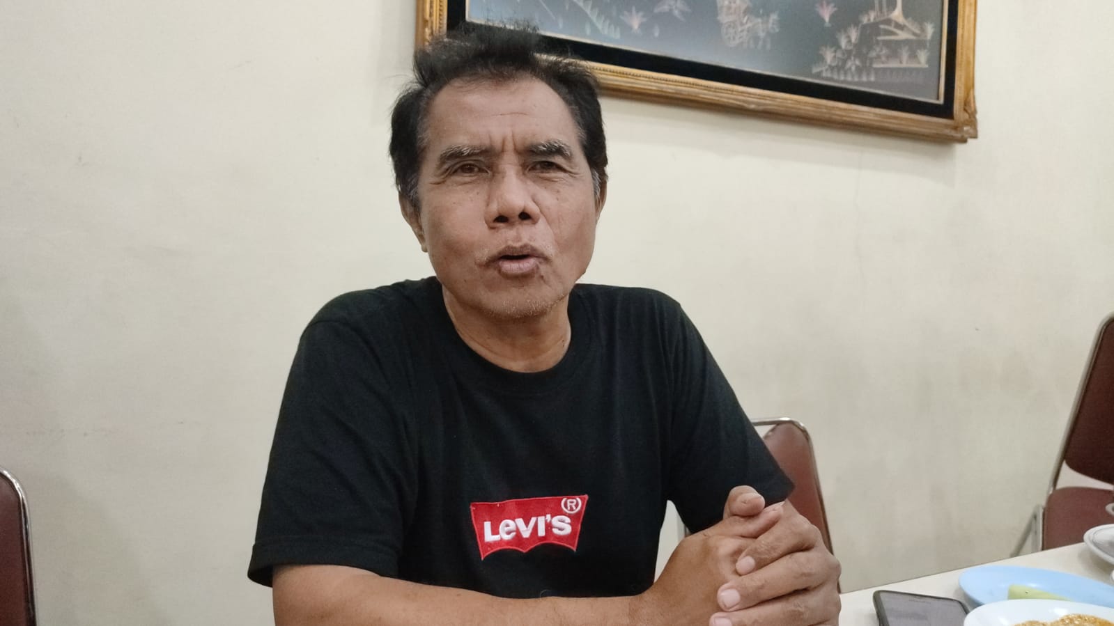 Aktivis Gerakan Jalan Lurus GJL) Riyanta memberikan keterangan di Semarang, Selasa (20/1/2026).