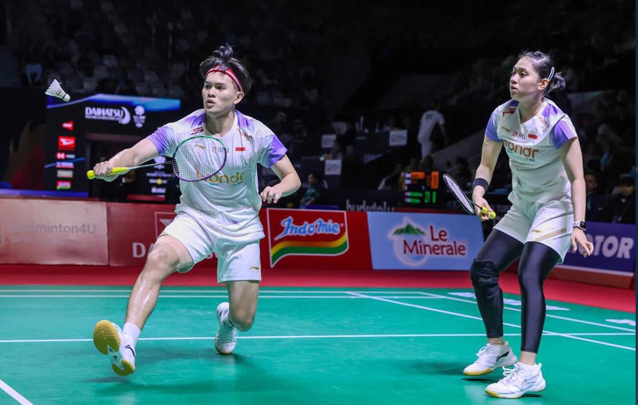 Adnan Maulana/Indah Cahya Sari Jamil sukses mengalahkan unggulan ketujuh Malaysia, Goh Soon Huat/Lai Shevon Jemie dengan skor 18-21, 21-18, 22-20.