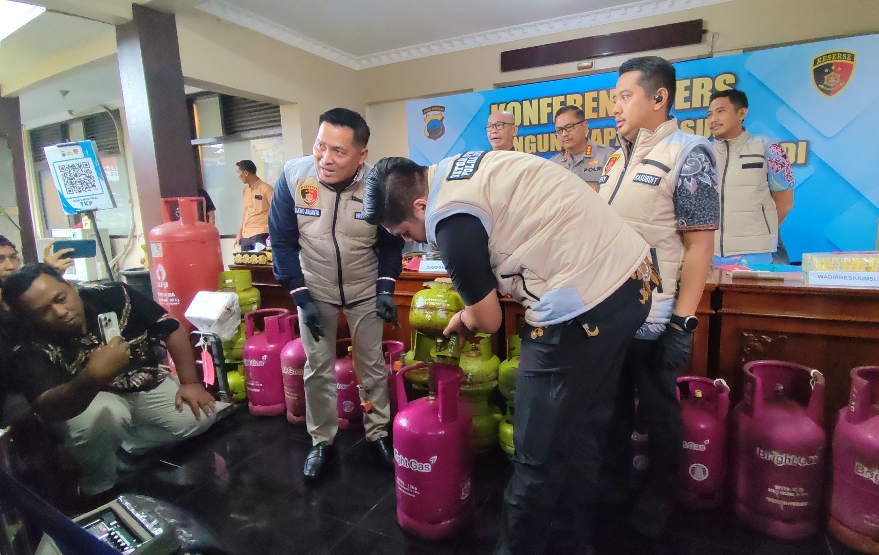 Praktik ilegal pengoplosan gas LPG dibongkar Polda Jateng