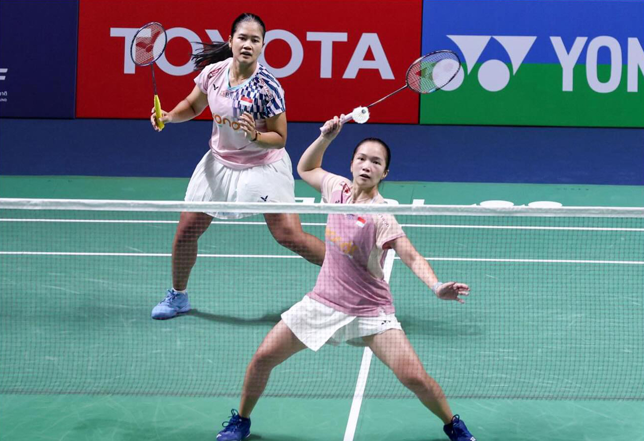 Ganda putri unggulan delapan Rachel Allessya Rose/Febi Setianingrum melaju ke babak kedua Thailand Masters 2026 setelah mengalahkan Kodchaporn Chaichana/Pannawee Polyiam 16-21, 21-11, 22-20.