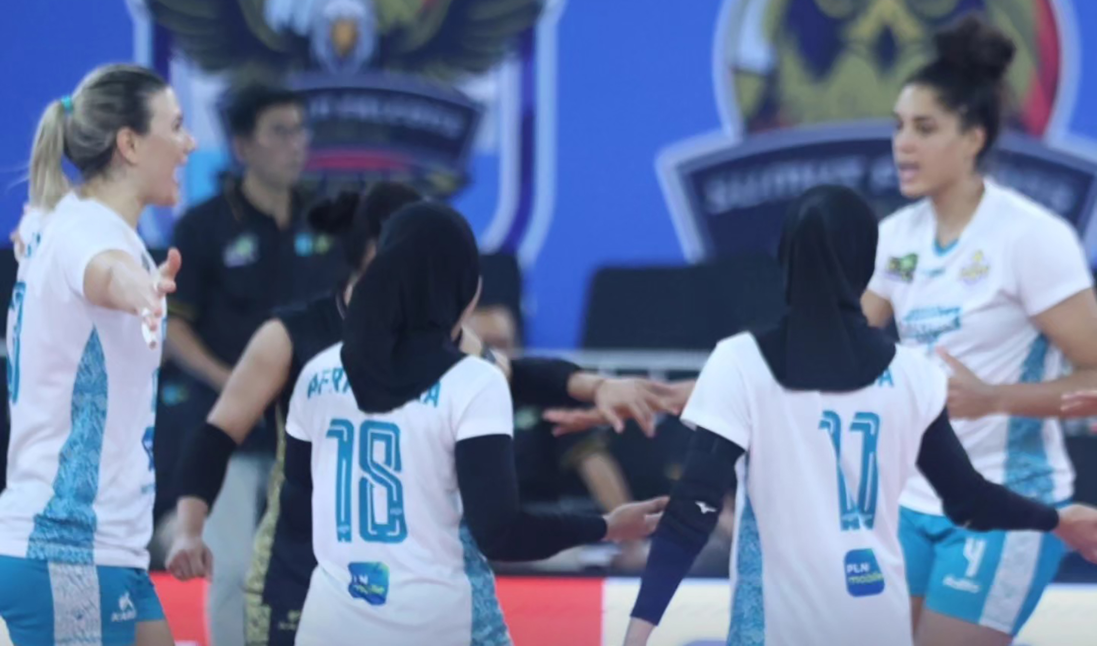 Jakarta Electric PLN membutuhkan tiga poin lagi untuk lolos ke babak Final Four Proliga 2026 putri.