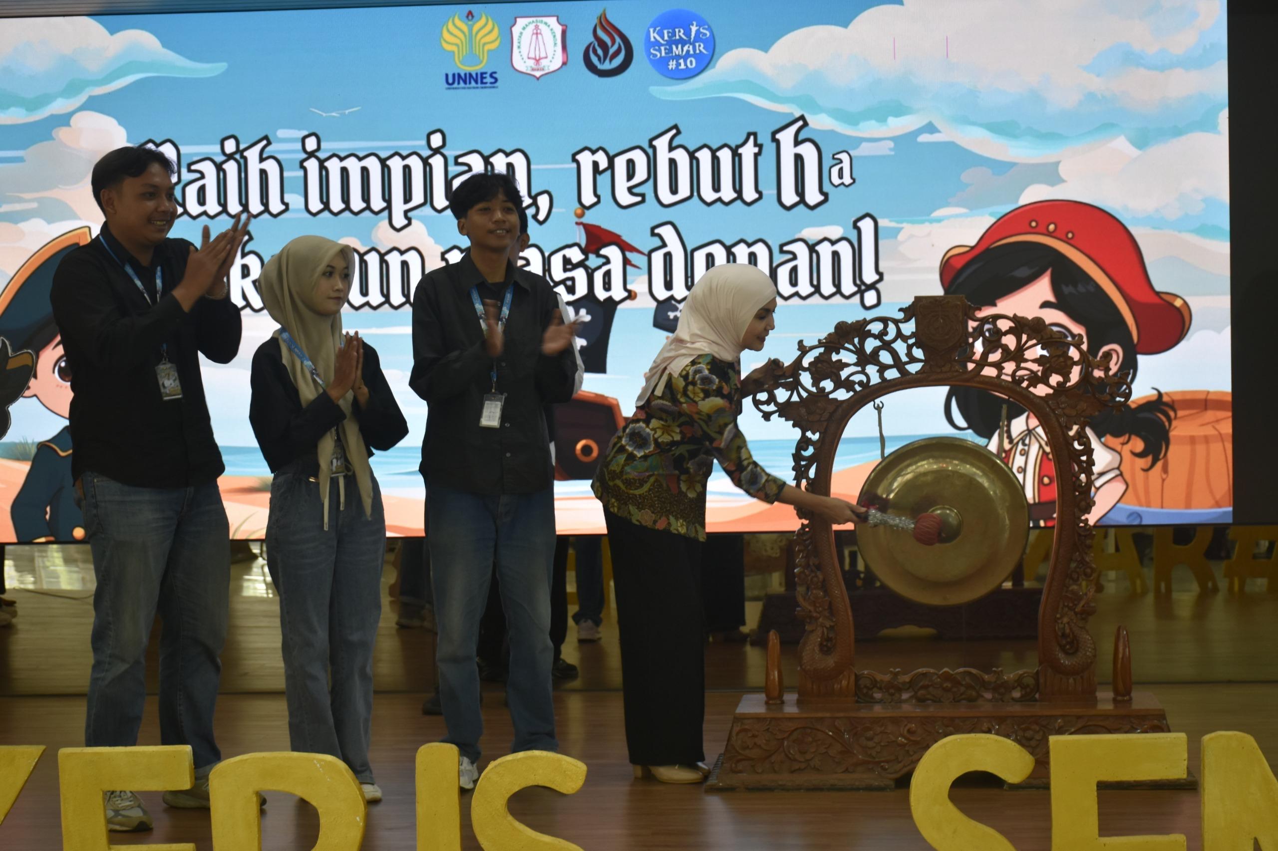 Satu tahun kepemimpinan Dyah Kartika Permanasari, pertumbuhan ekonomi Kendal 2025 tercatat 8,84 persen pada triwulan III dan melampaui rata-rata nasional serta Jawa Tengah.