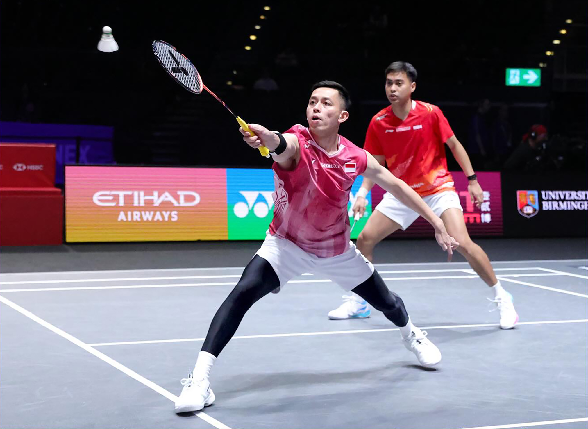 Muhammad Rian Ardianto/Rahmat Hidayat kalah dua gim langsung 16-21, 10-21 atas Chen Bo Yang/Liu Yi dan gagal ke semifinal All England 2026.