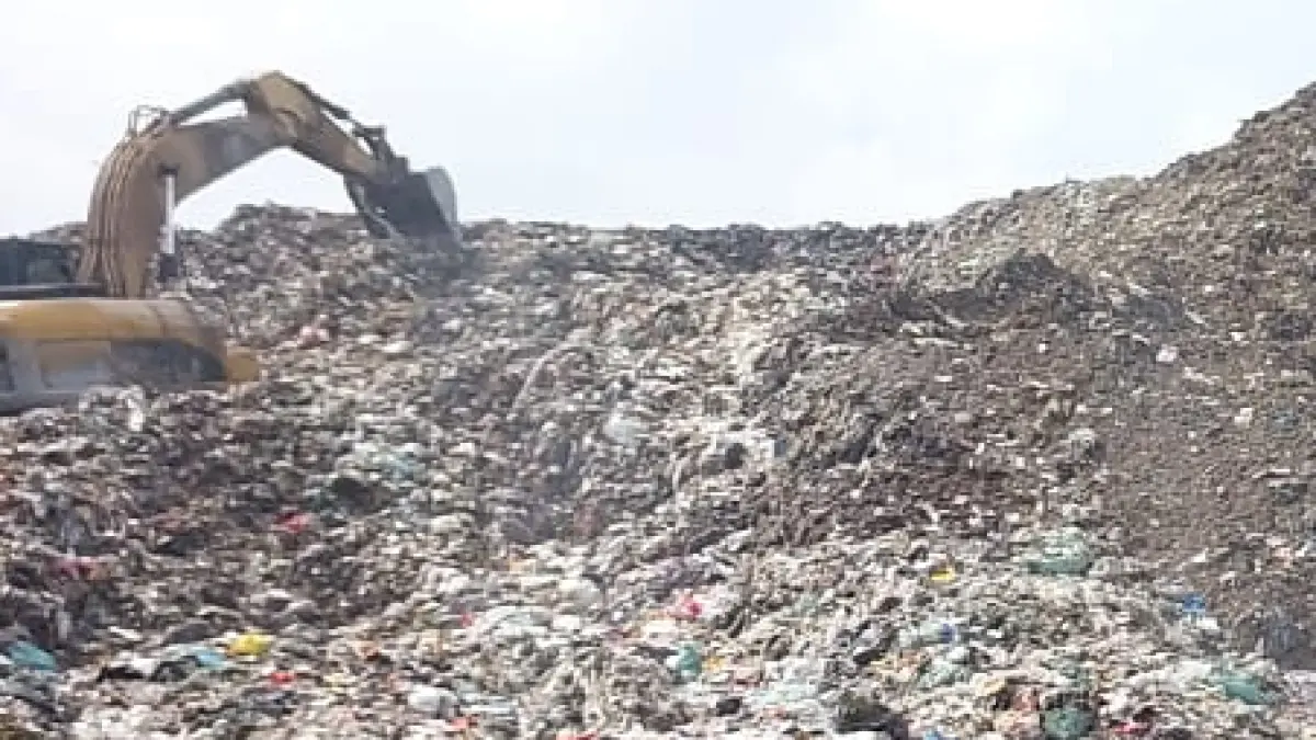 Lonjakan volume sampah tak terhindarkan selama momen Lebaran 2026 di Kota Salatiga.