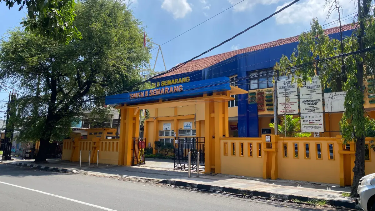 Insiden Tikus Muncul di Box MBG SMKN 8 Semarang, SPPG Dugaan Terjadi Saat Loading di Sekolah