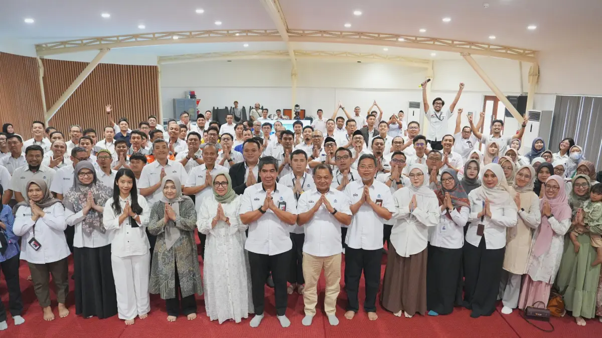 Manajemen PT Semen Gresik menyelenggarakan kegiatan Silaturahmi dan Halalbihalal Idulfitri 1447 H bersama ratusan karyawan dan mitra usaha di Rooftop Omah SG Pabrik Rembang pada Senin (30/3).