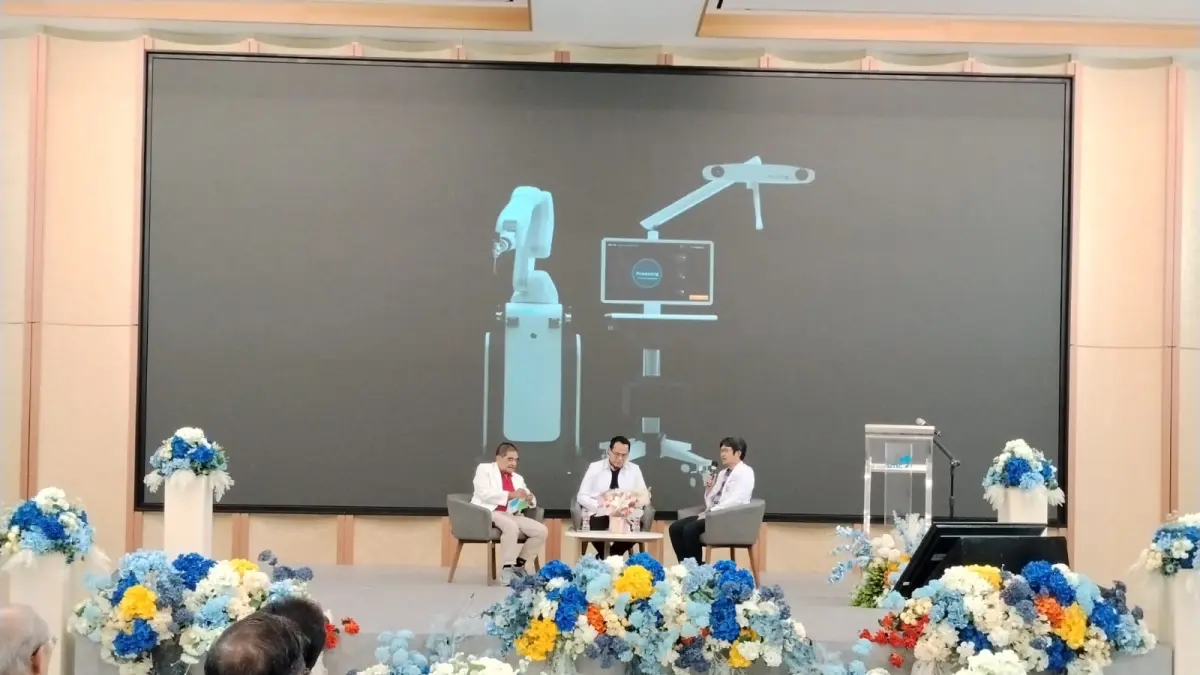 RS Telogorejo meresmikan pengembangan Wound Management Center (WMC), &nbsp;layanan One Day Surgery (ODS), serta menghadirkan teknologi robotik RONEE (Robotic Knee System) untuk tindakan operasi lutut atau Total Knee Replacement (TKR).