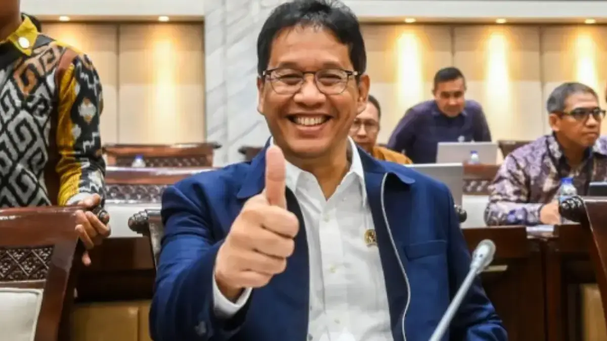 Simak pembahasan mendalam tentang proses kenaikan gaji PNS yang sudah tertulis dalam Perpres 79 Tahun 2025. Kenali tiga momen kunci yang menentukan keputusan akhir dan alasan mengapa Menteri Keuangan masih menunggu perkembangan kuartal pertama 2026.