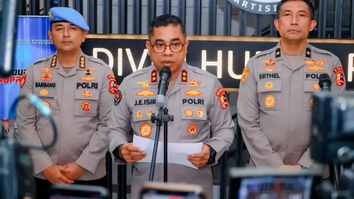 Kepala Divisi Humas Polri, Irjen Johnny Eddizon Isir