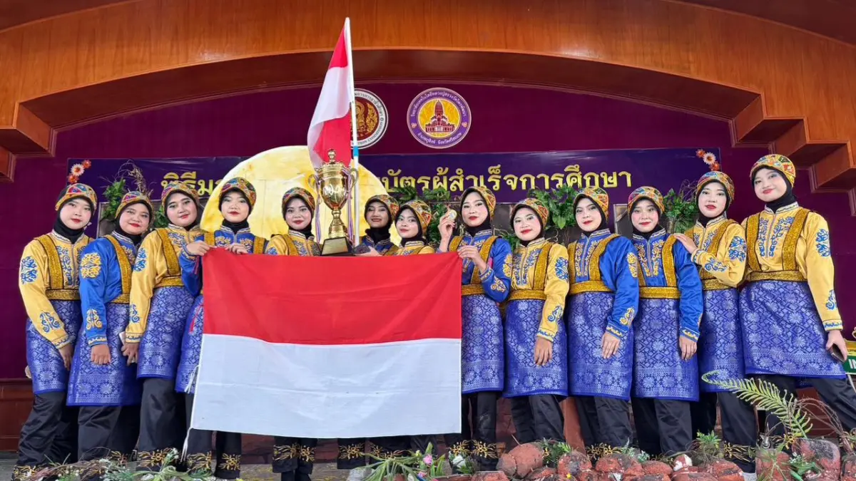Penampilan 13 siswa SMAPA yang membawakan Tarian Ratoh Jaroe dari Aceh ini mampu memukau penonton serta peserta dari berbagai negara.