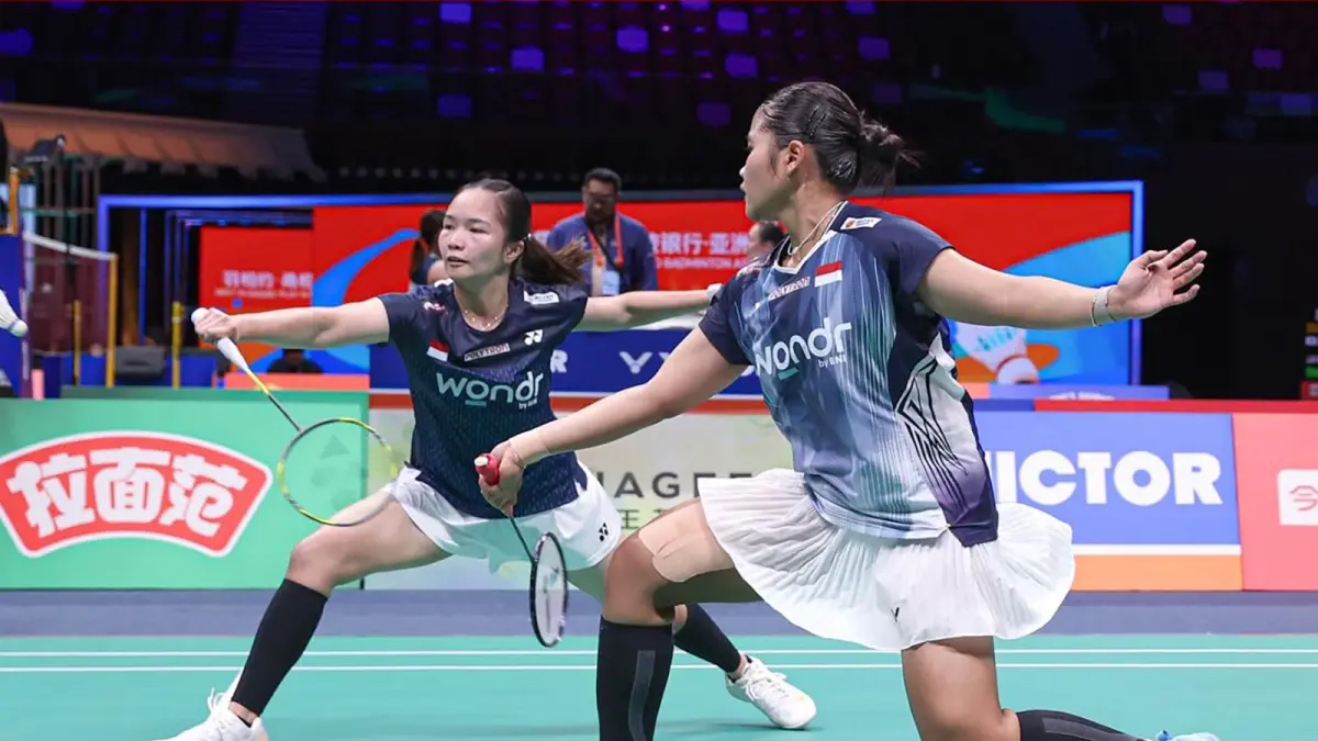Rachel Allessya Rose/Febi Setianingrum harus bekerja keras untuk mengalahkan wakil China unggulan keempat Jia Yi Fan/Zhang Shu Xian dengan skor 16-21, 21-19, 21-9.