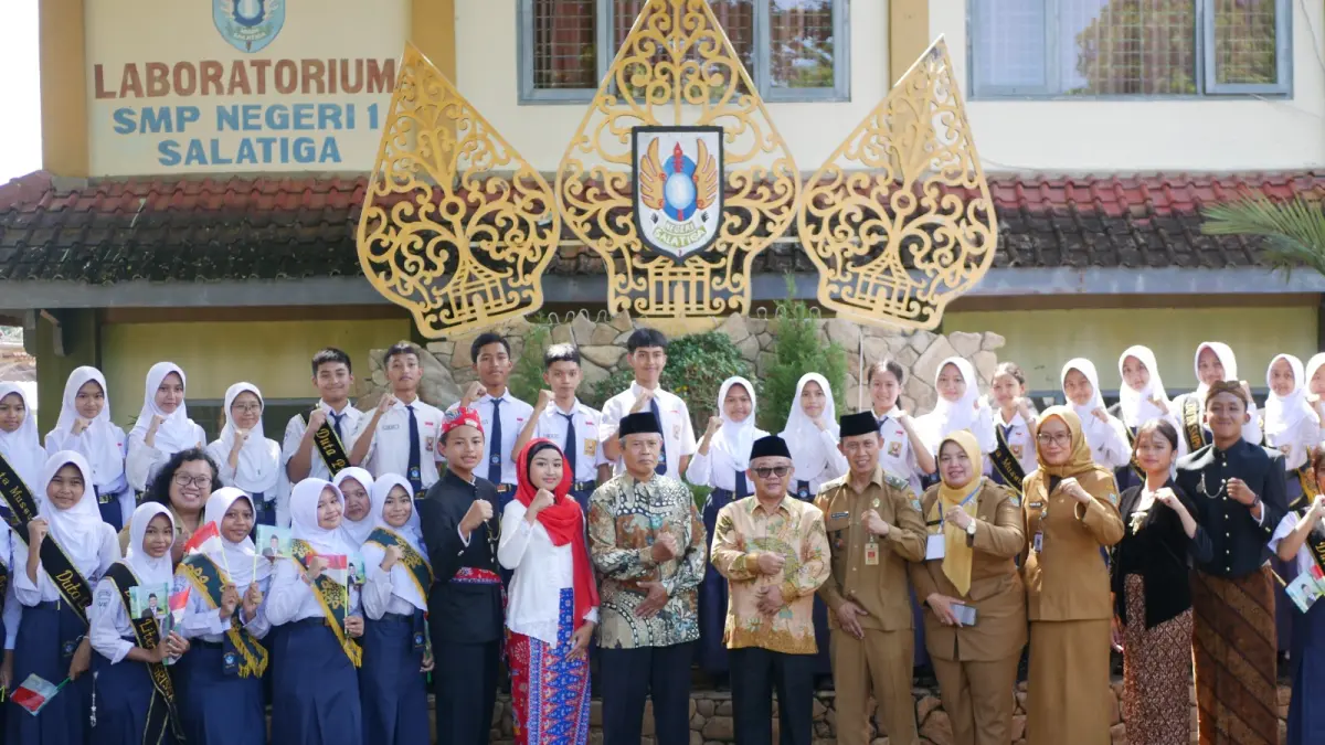 Pantau TKA di Salatiga, Menteri Abdul Mu’ti Dorong Budaya Sekolah Sehat