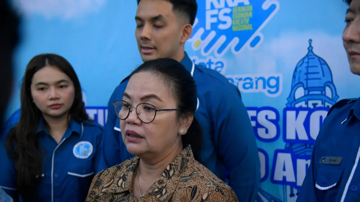 
Wali Kota Semarang, Agustina Wilujeng melaunching HUT Kota Semarang &nbsp;bertema “Semarang Bergerak, Semarang Semakin Hebat.”, Minggu (12/4).