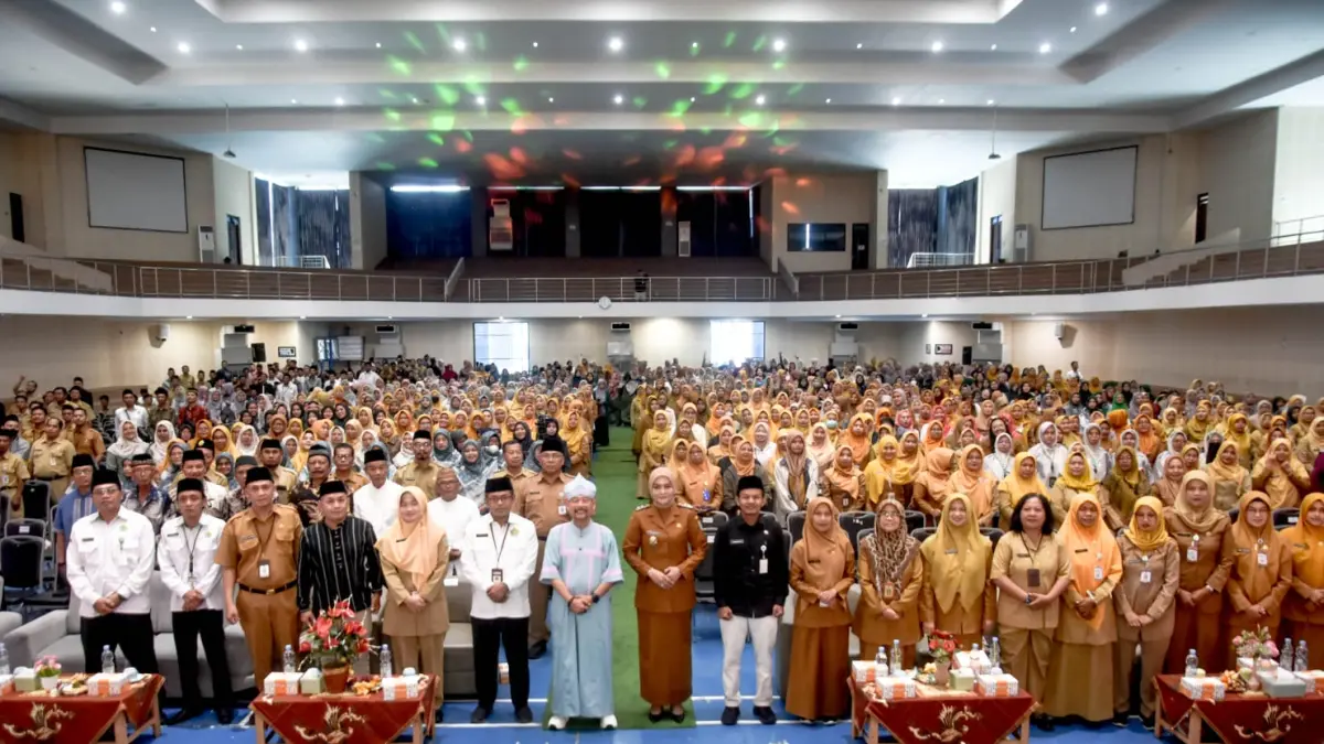Wakil Wali Kota Salatiga, Nina Agustin menghadiri Halal Bihalal TK/RA/ABA hingga SDLB dalam satu forum untuk menyatukan visi, di Auditorium Universitas Islam Negeri Salatiga, Senin (13/4).