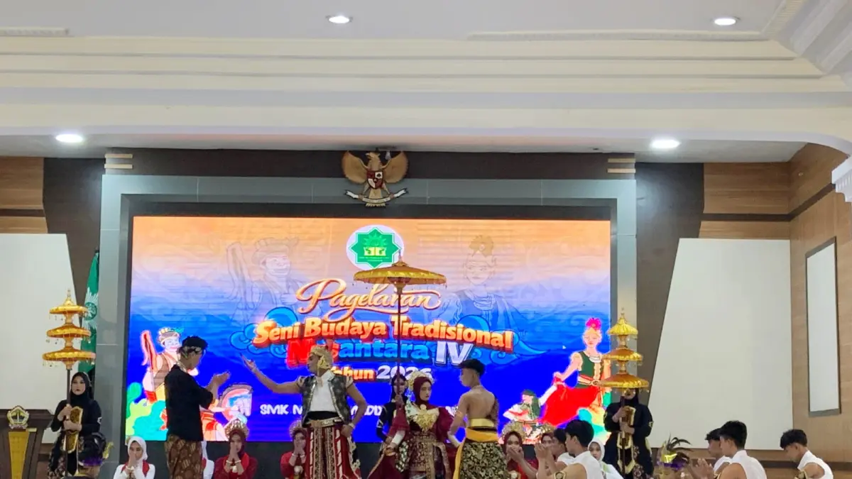 
-Pagelaran Budaya SMK Muhammadiyah 1 Semarang di Wisma Perdamaian. (KHAFIFAH ARINI PUTRI/JAWA POS RADAR SEMARANG)