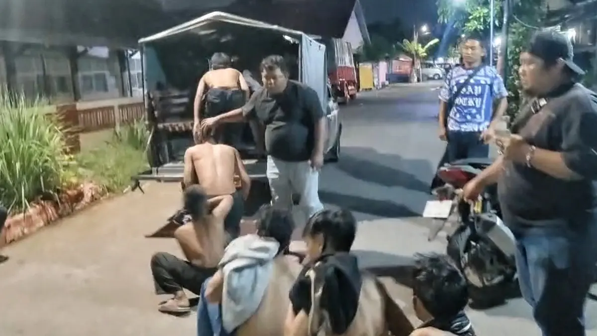 8 Remaja di Semarang Ditangkap, Ketahuan Janjian Akan Tawuran Demi Konten Medsos&nbsp;