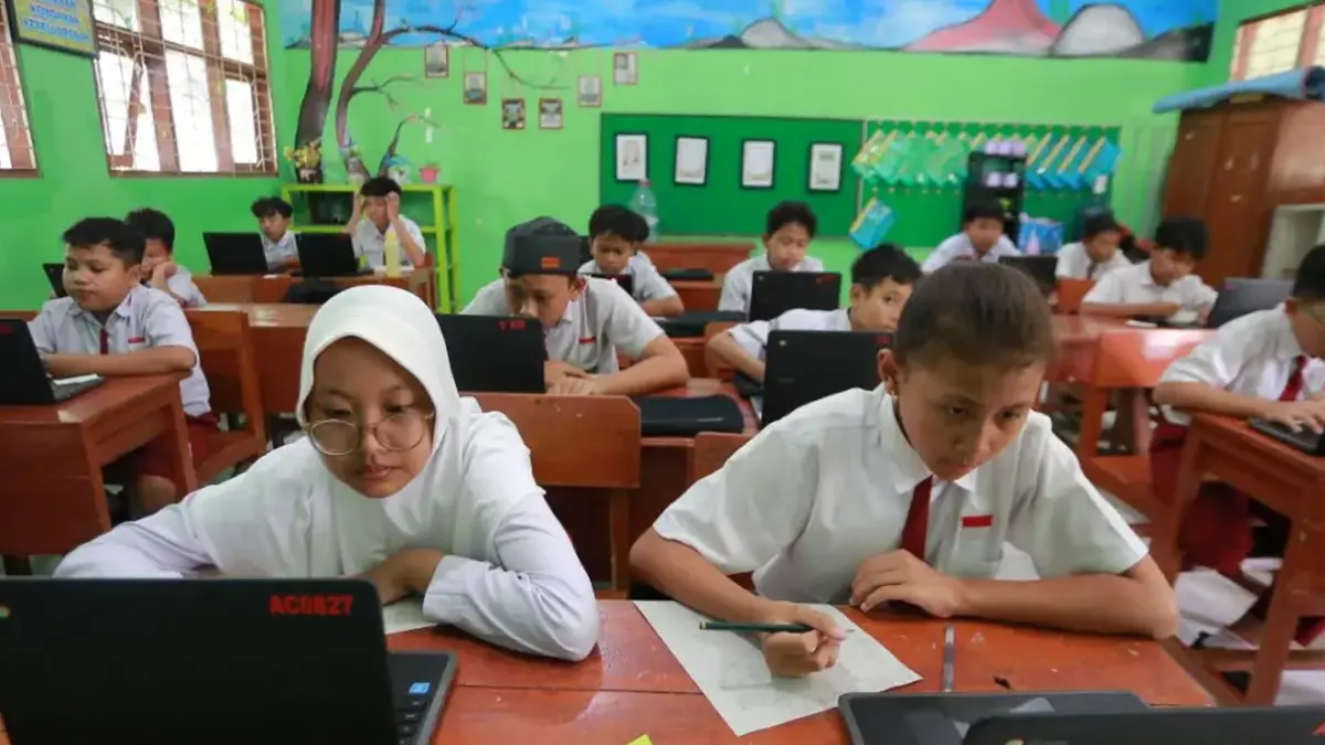 Pelaksanaan TKA SD 2026 resmi dimulai. Simak materi Bahasa Indonesia dan Matematika yang diujikan, lengkap dengan penjelasan, karakteristik soal, dan tujuan asesmen terbaru dari Kemendikdasmen.