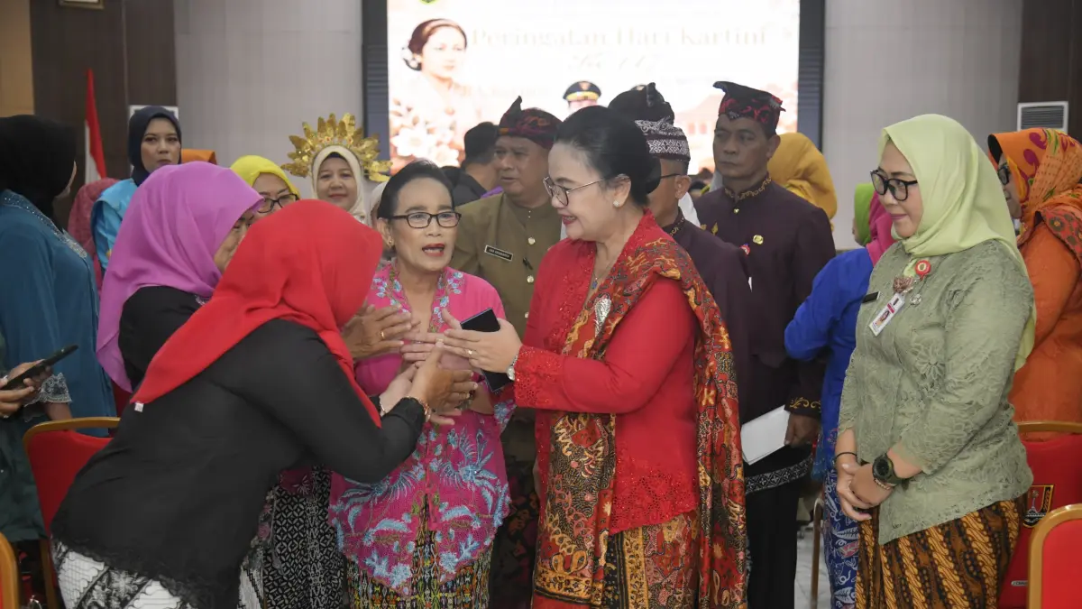 Wali Kota Semarang, Agustina Wilujeng saat membuka talkshow peringatan Hari Kartini di lingkungan Balaikota Semarang, Selasa (21/4)