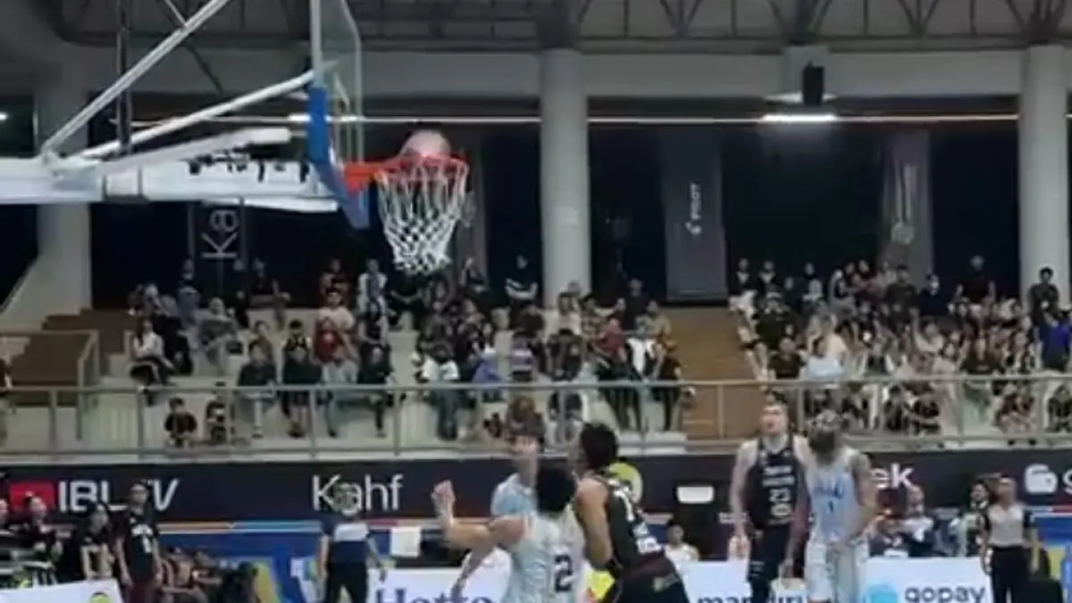  Satya Wacana Salatiga (SWS) kembali harus menelan pil pahit dalam lanjutan kompetisi Indonesian Basketball League (IBL), Sabtu (25/4/2026). 