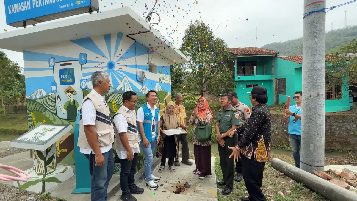 Electrifying Lifestyle: Dari Deru Diesel ke Harapan Baru, Listrik PLN Menghidupkan Asa Petani Kedungwaru