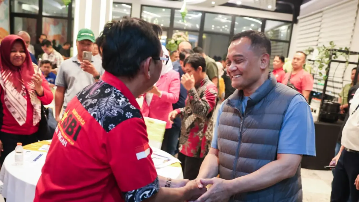 Gubernur Jawa Tengah Ahmad Luthfi mengajak para buruh agar memperingatinya dengan kegiatan yang konstruktif guna menjaga kondusivitas di setiap wilayah.
