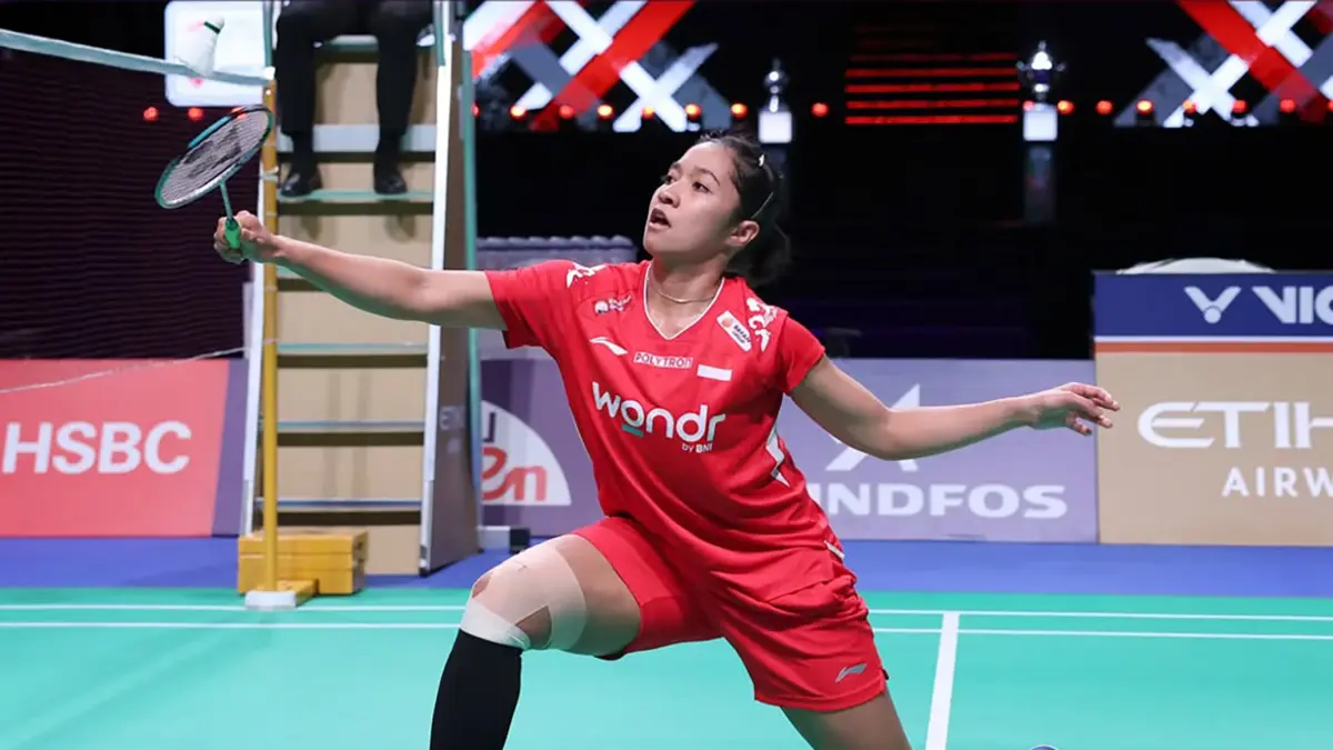 Ester Nurumi Tri Wardoyo menjadi penentu kemenangan saat mengalahkan Amalie Schulz 21-13, 21-18.