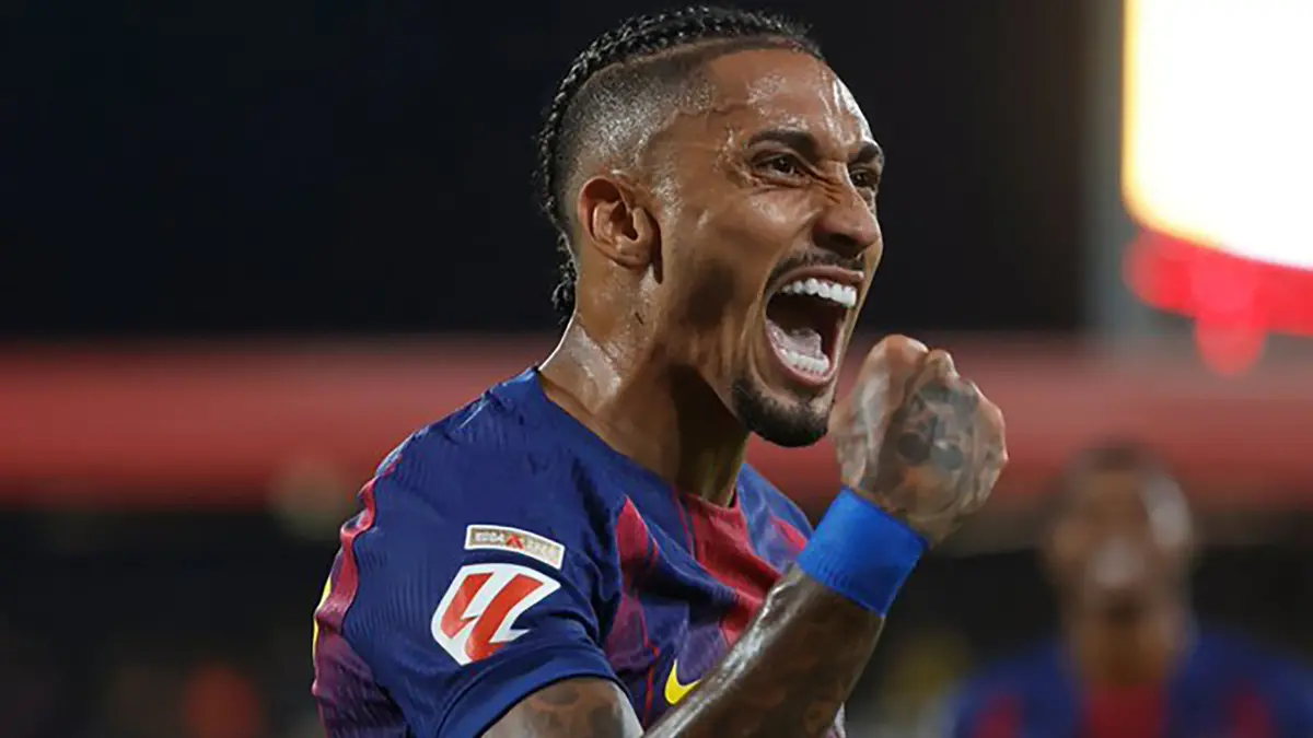Raphinha siap menjebol gawang Osasuna dalam misi Barcelona mengunci gelar juara La Liga.