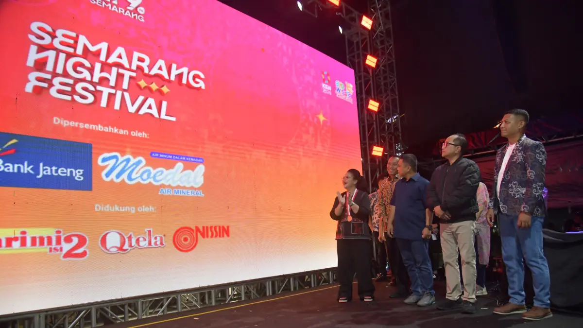 Wali Kota Semarang, Agustina Wilujeng ketika melaunching aplikasi layanan publik bersama SDG