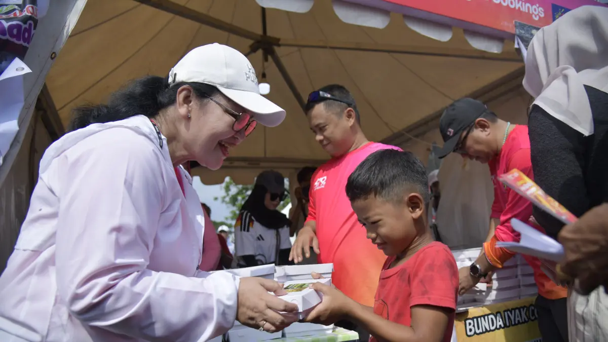 Wali Kota Semarang, Agustina Wilujeng, saat menghadiri acara Lumpiavaganza, inovasi kreatif dalam rangka Hari Jadi ke-479 Kota Semarang, Minggu (3/5).