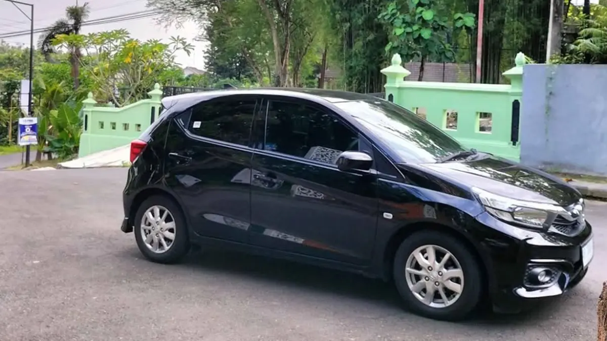Brio 2019 bekas masih jadi favorit! Simak harga pasaran, fitur, dan tips beli mobil bekas agar tidak salah pilih.