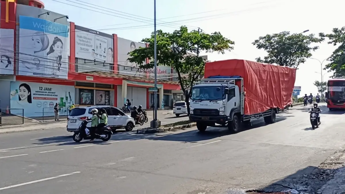 Jalan Kawasan Silayur