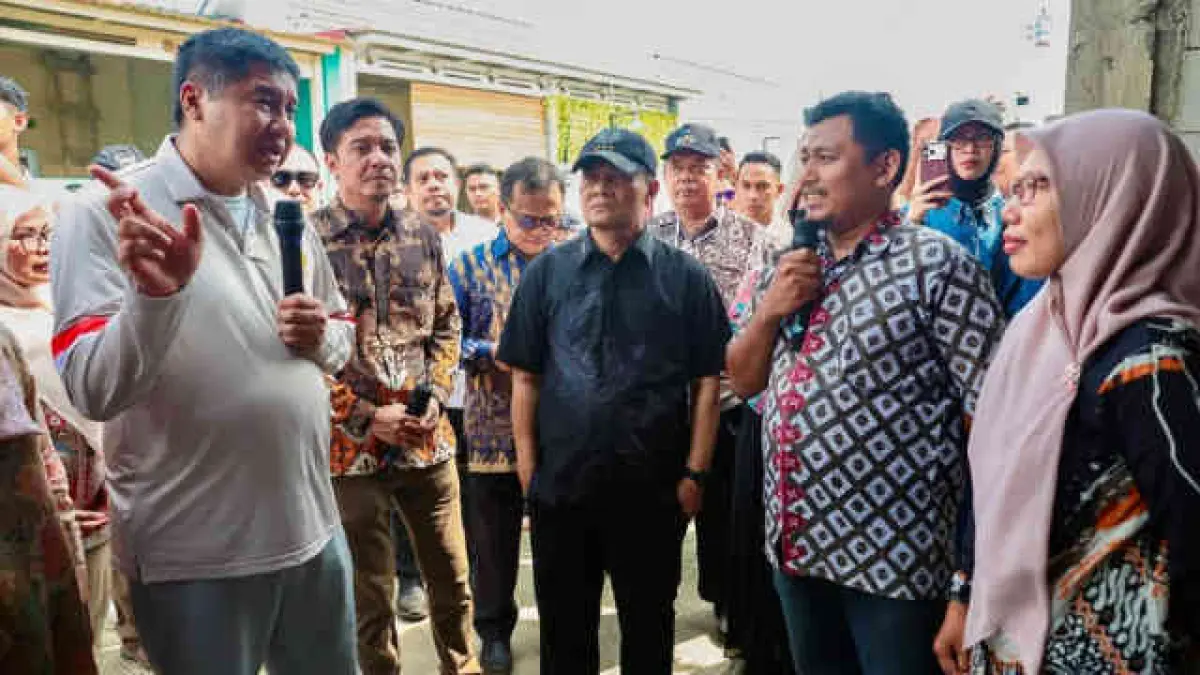 Menteri Perumahan dan Kawasan Permukiman Maruarar Sirait bersama Gubernur Jawa Tengah Ahmad Luthfi datang meninjau perumahan subsidi tersebut, Nur Atikah 